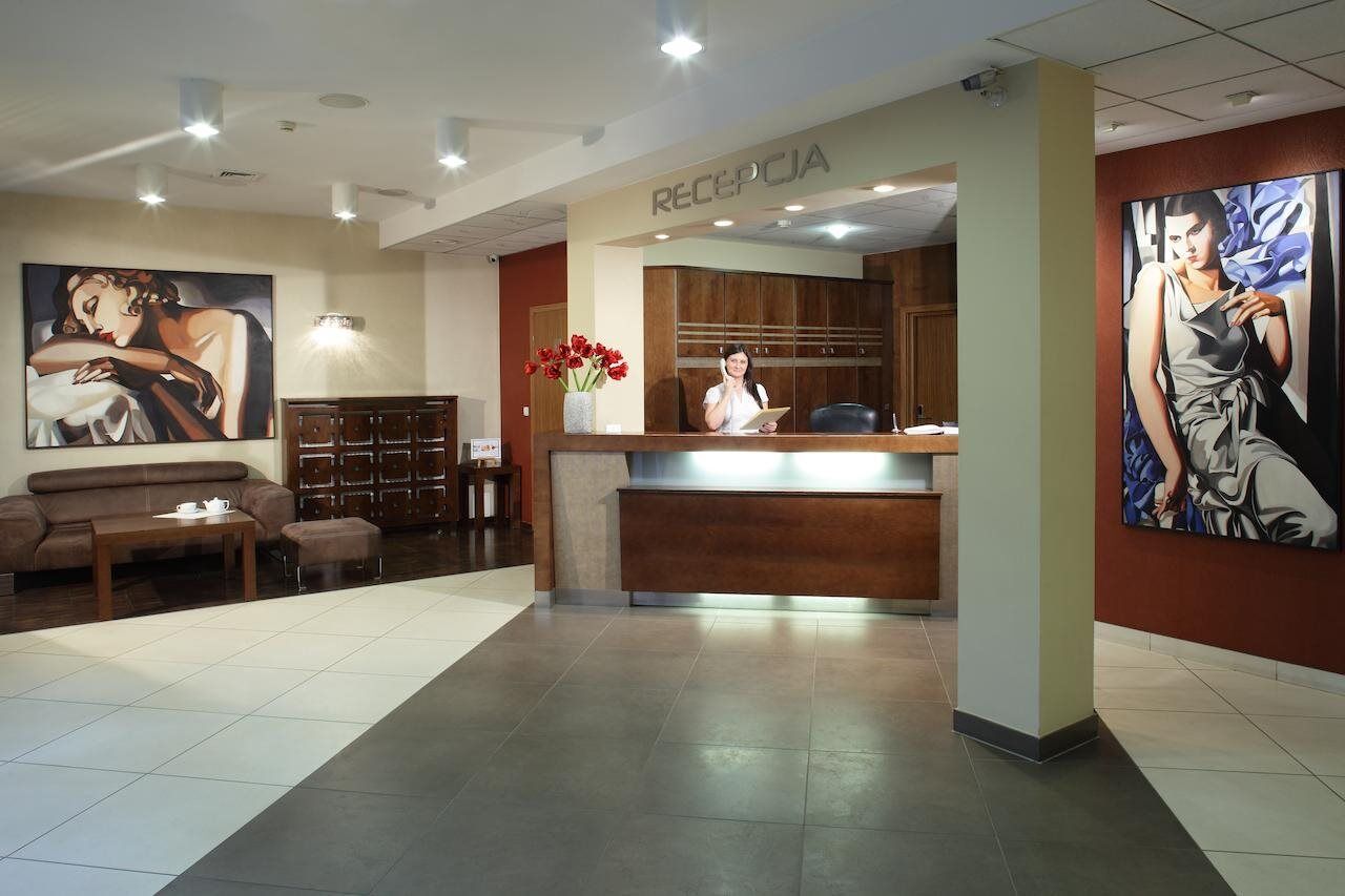 كراكوفيا Ascot Premium Hotel المظهر الخارجي الصورة
